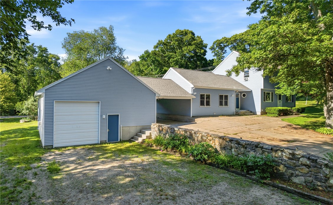655 Saugatucket Road