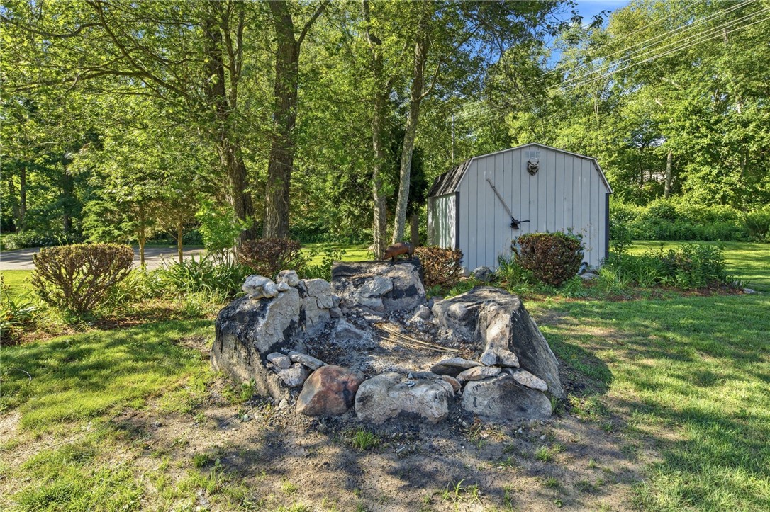 655 Saugatucket Road