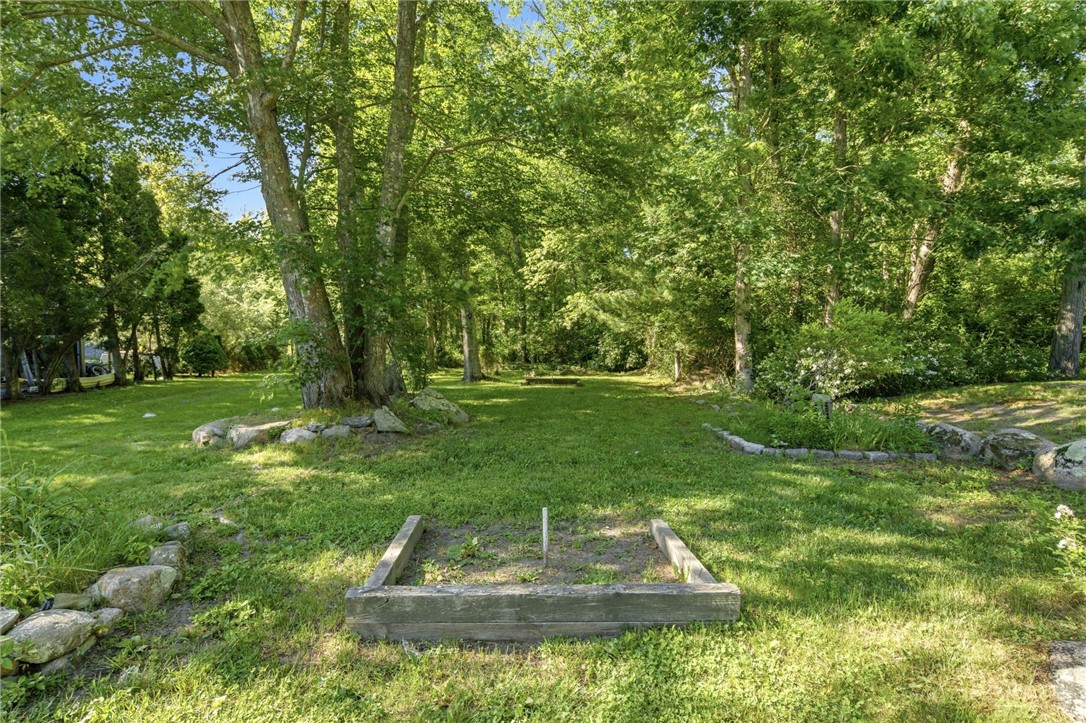 655 Saugatucket Road