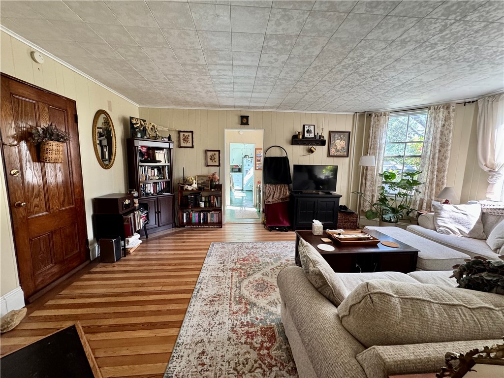313 Berkely Avenue 1A
