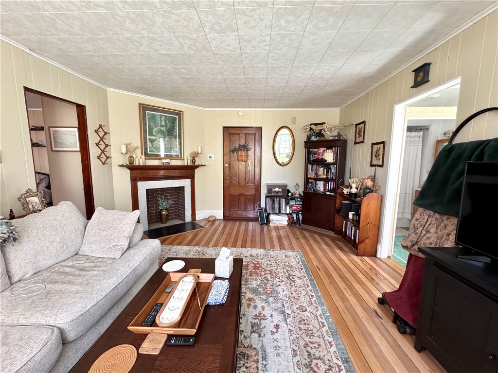 313 Berkely Avenue 1A