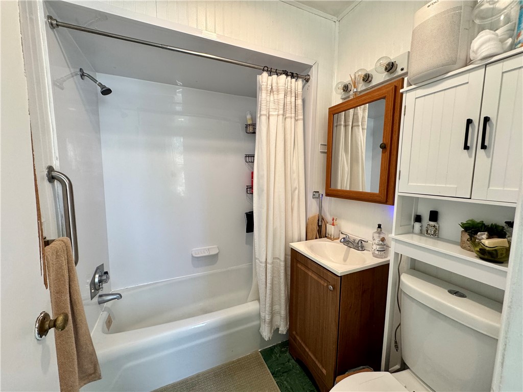 313 Berkely Avenue 1A