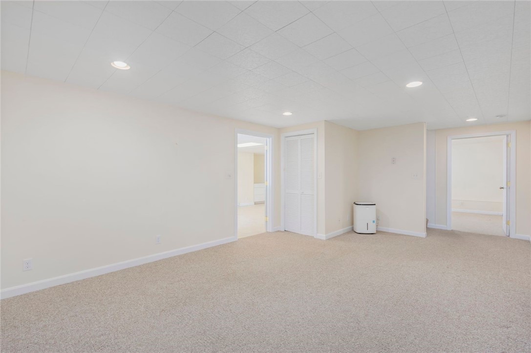 220 Island Drive