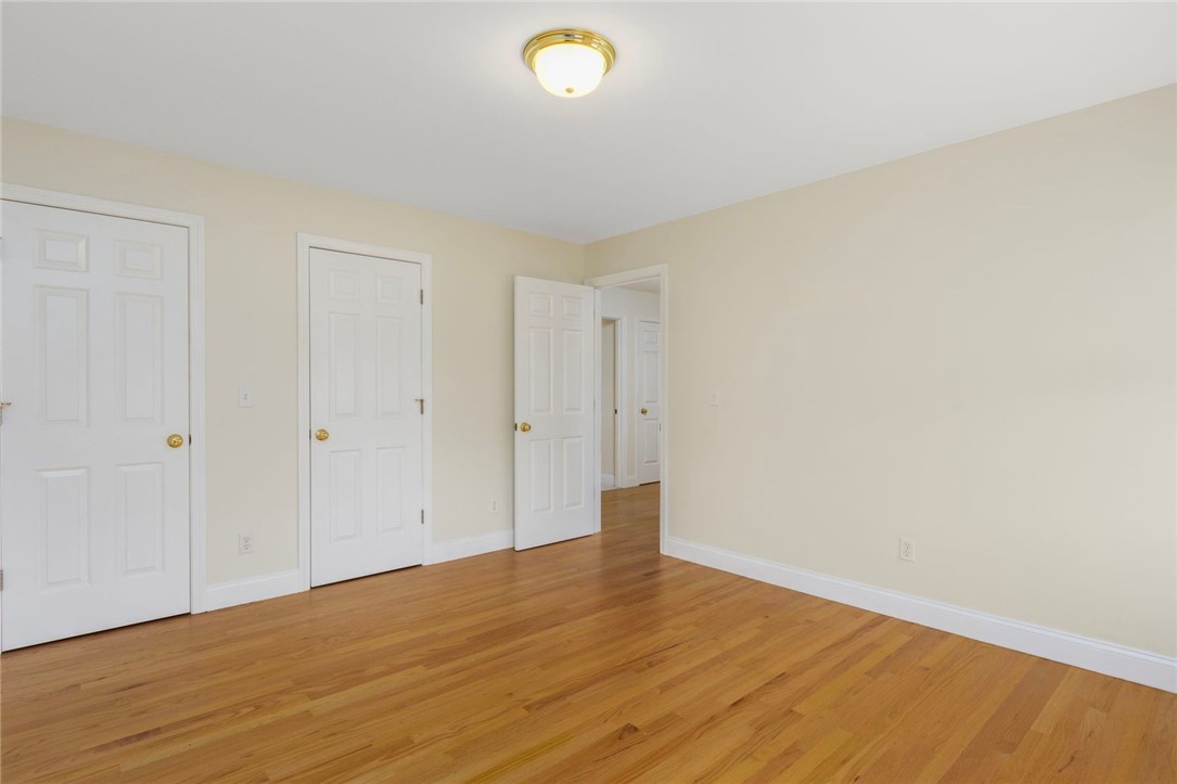 220 Island Drive