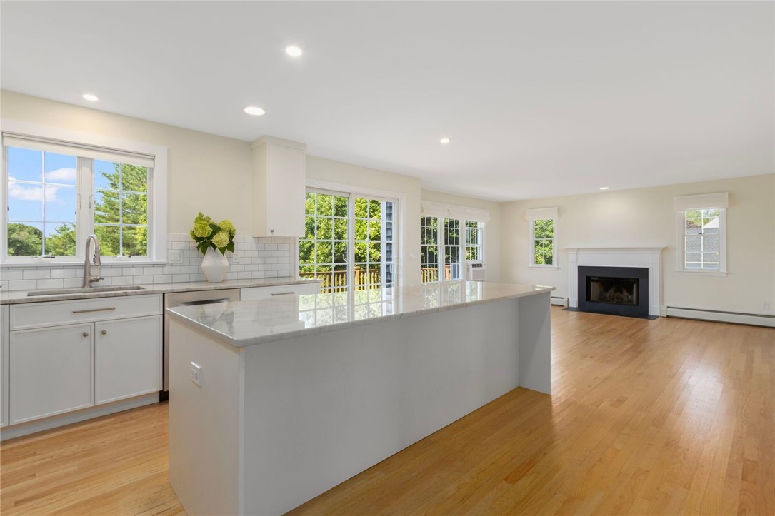 220 Island Drive