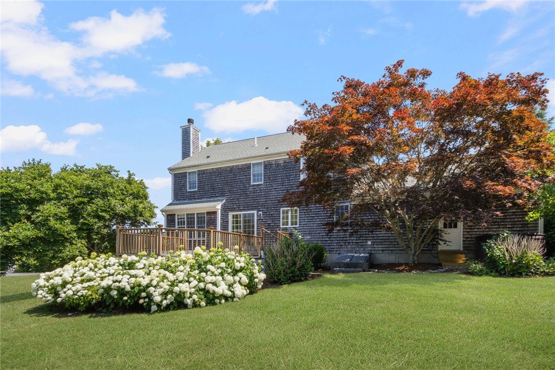 220 Island Drive