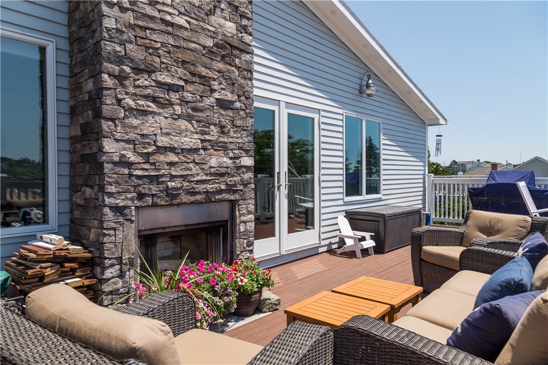 6 Dunes Road