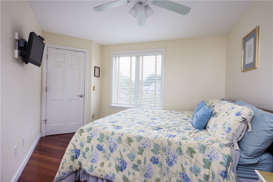 6 Dunes Road