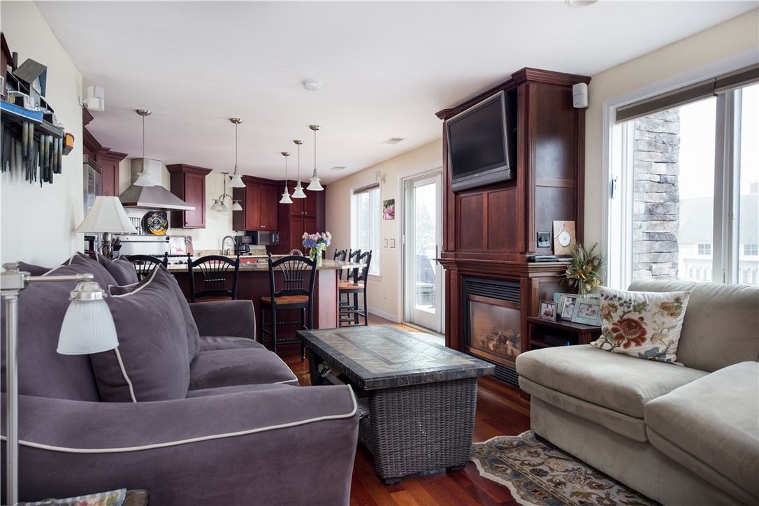 6 Dunes Road