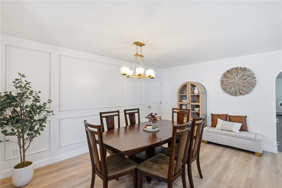 95 Buttonwoods Road