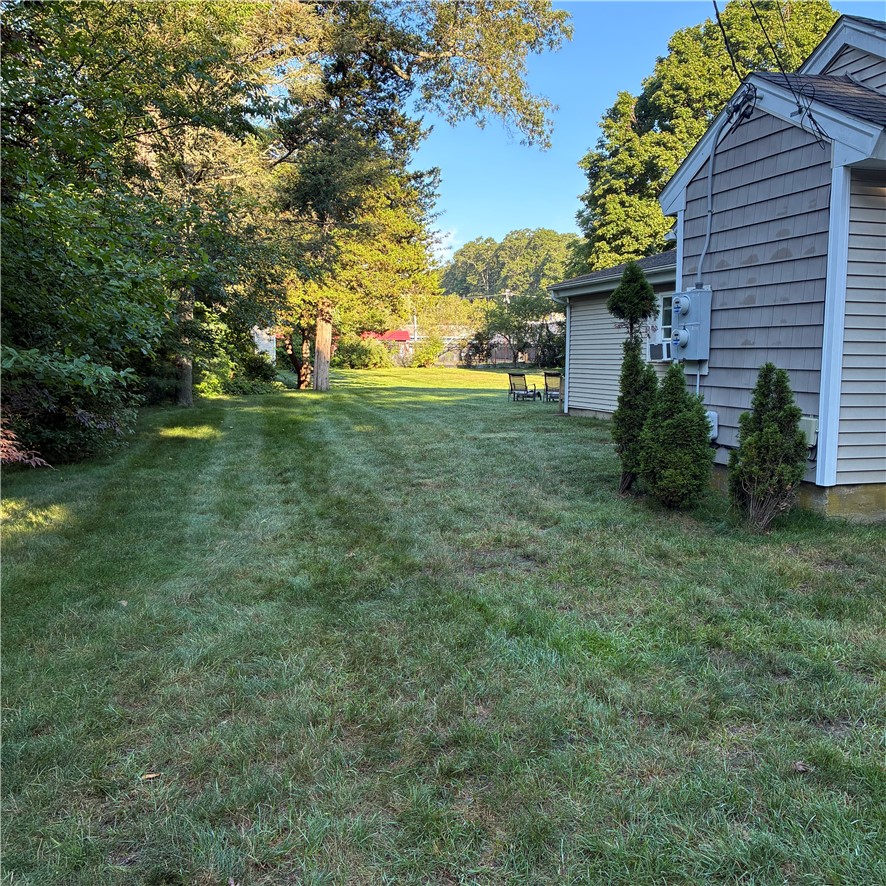 44 MAXWELL Drive