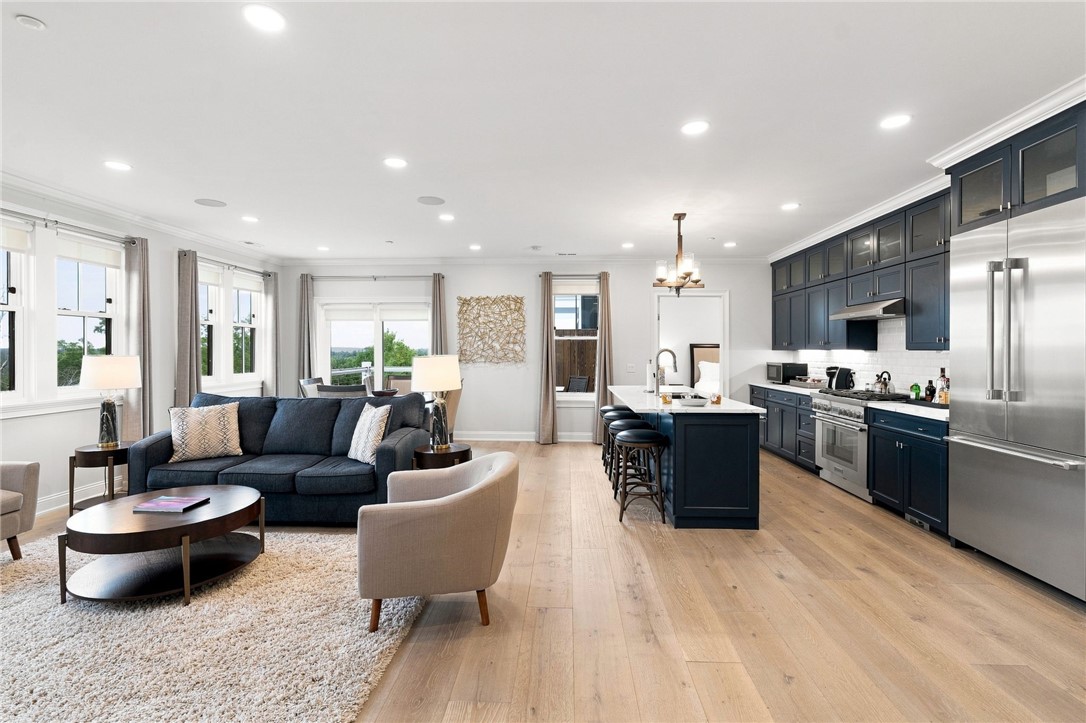 2 Bumblebee Lane