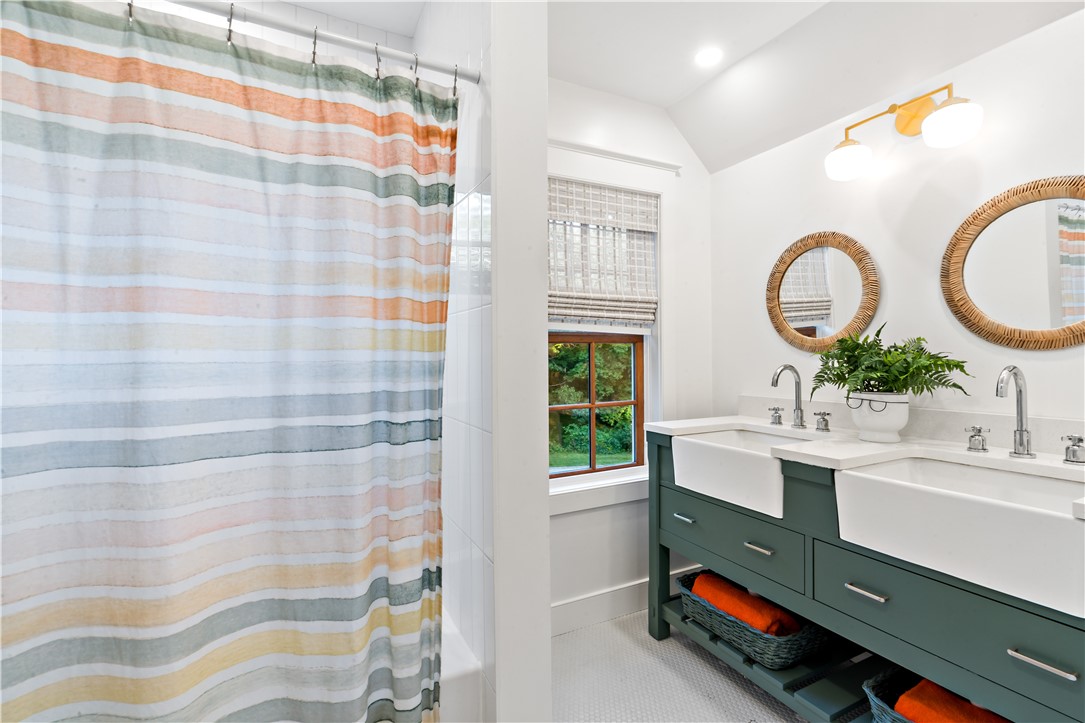 216 Spartina Cove Way