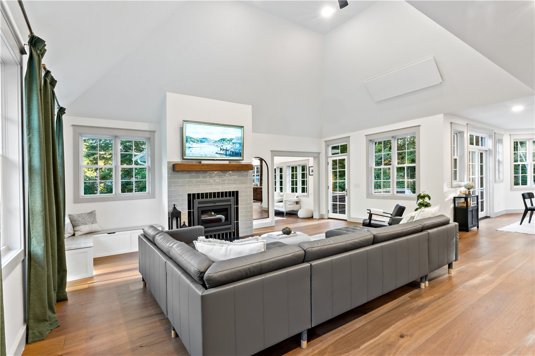 216 Spartina Cove Way