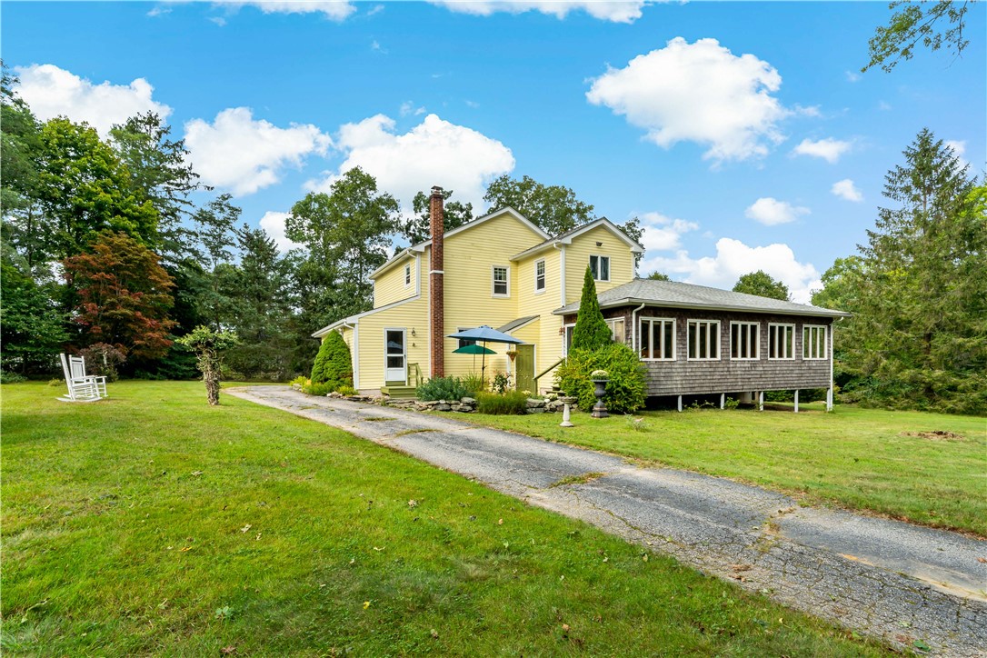 808 Ten Rod Road
