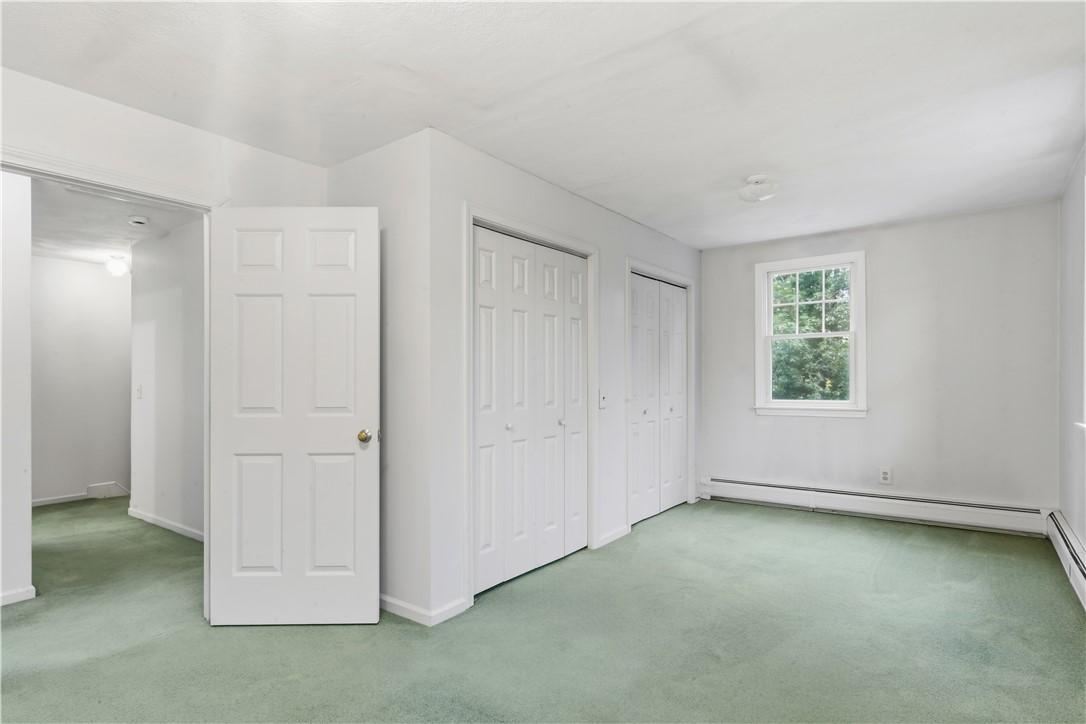 808 Ten Rod Road
