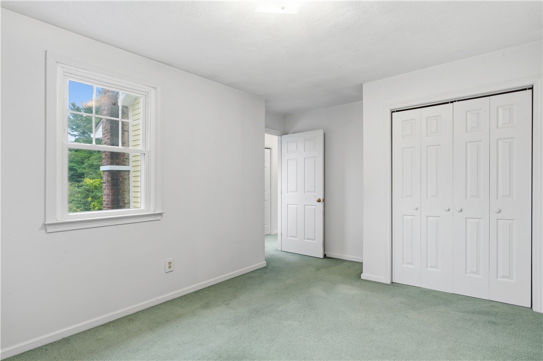 808 Ten Rod Road