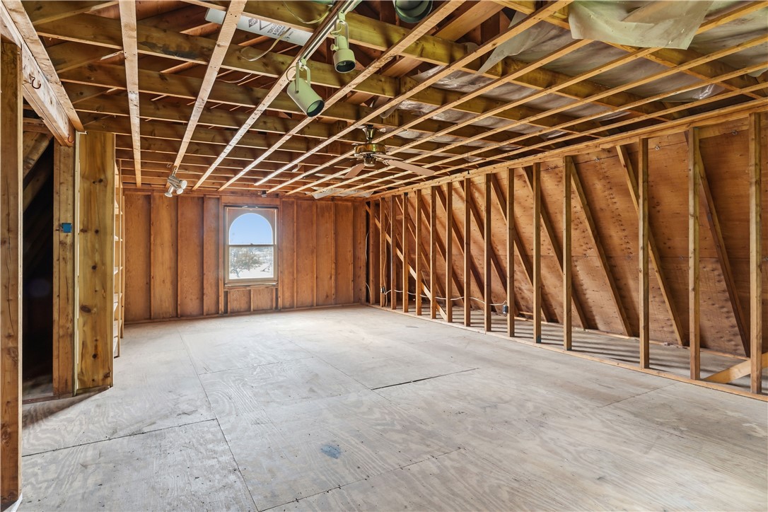 808 Ten Rod Road