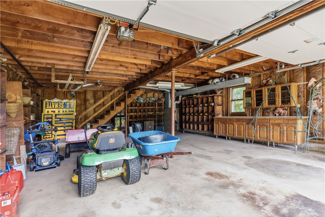 808 Ten Rod Road