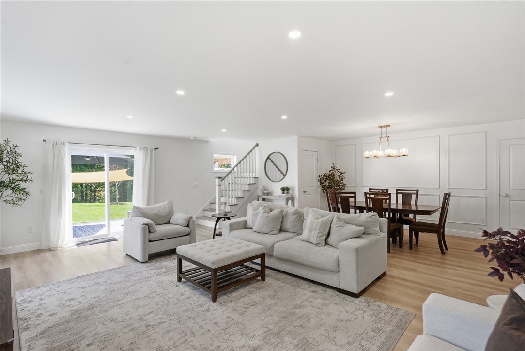 95 Buttonwoods Road