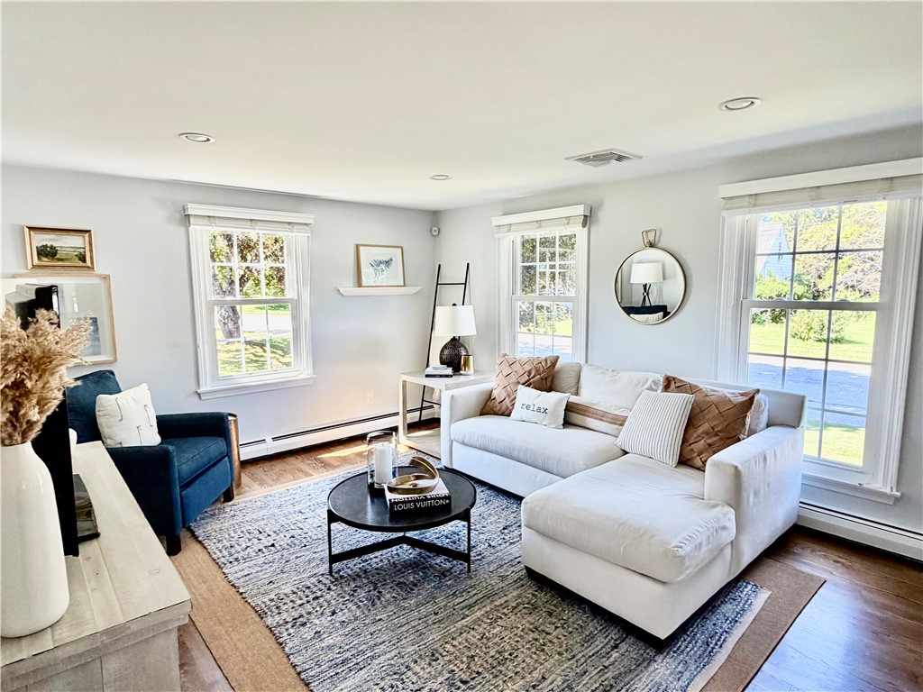 7 Cortland Lane