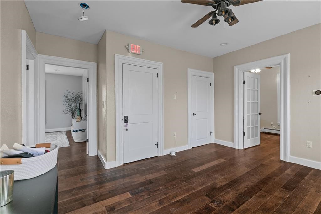 5 Elliot Place