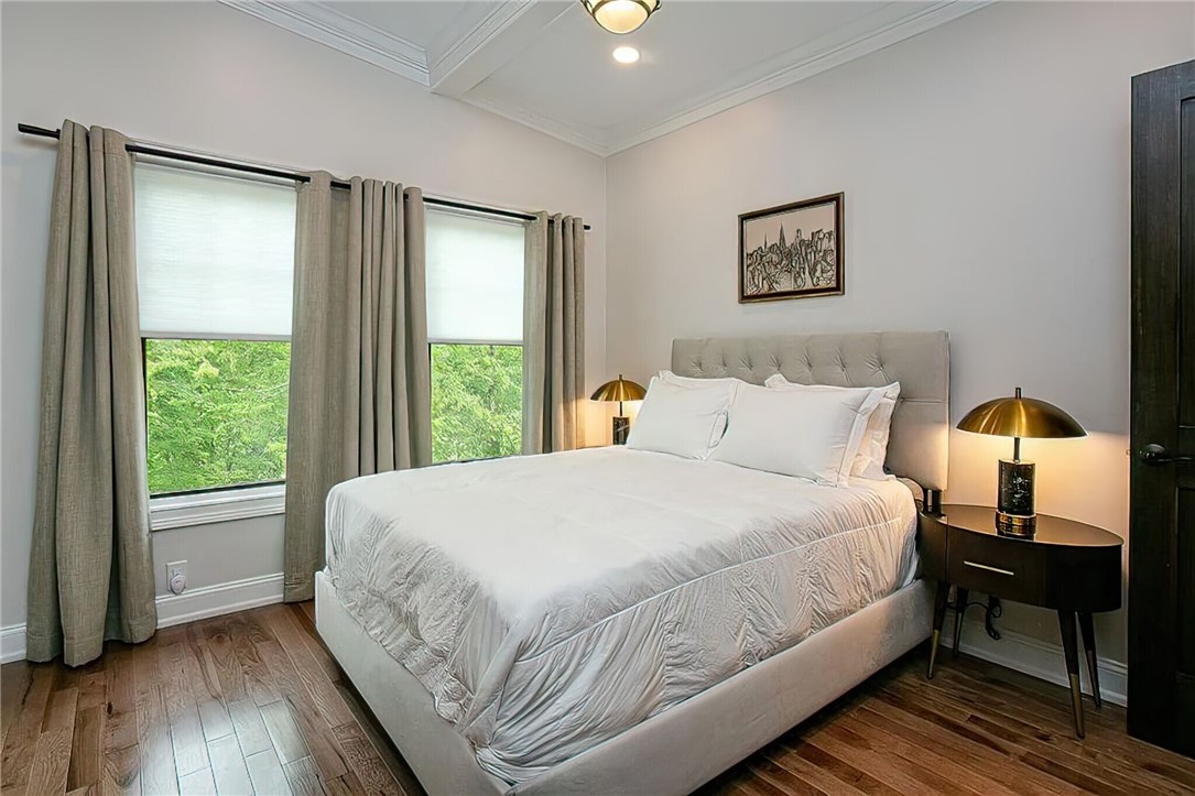 6 Honey Pot Hook Road