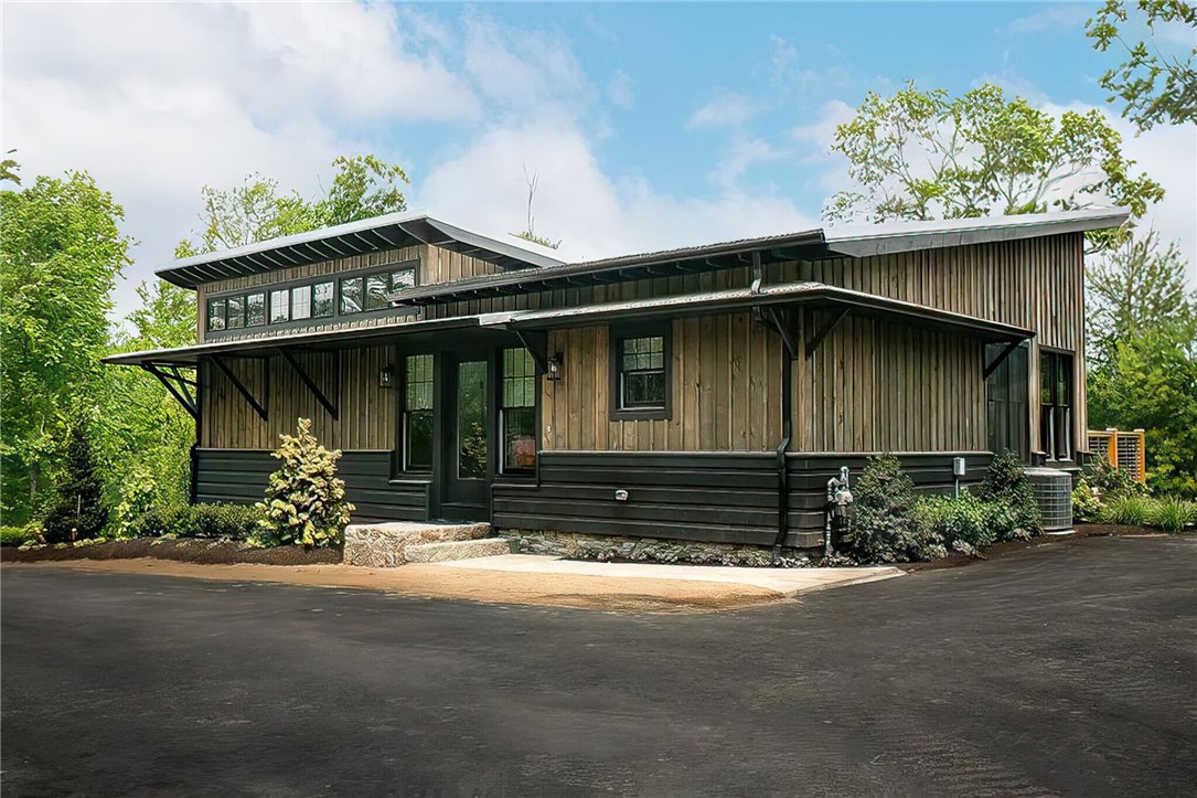 6 Honey Pot Hook Road