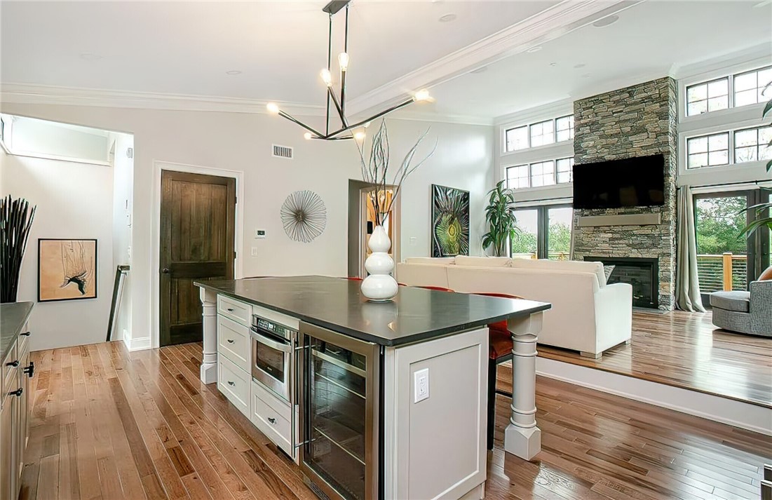 6 Honey Pot Hook Road