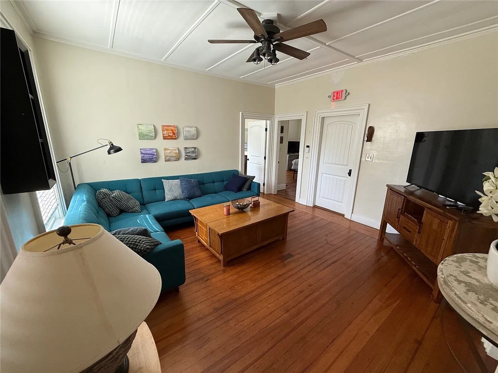 5 Elliott Place 1