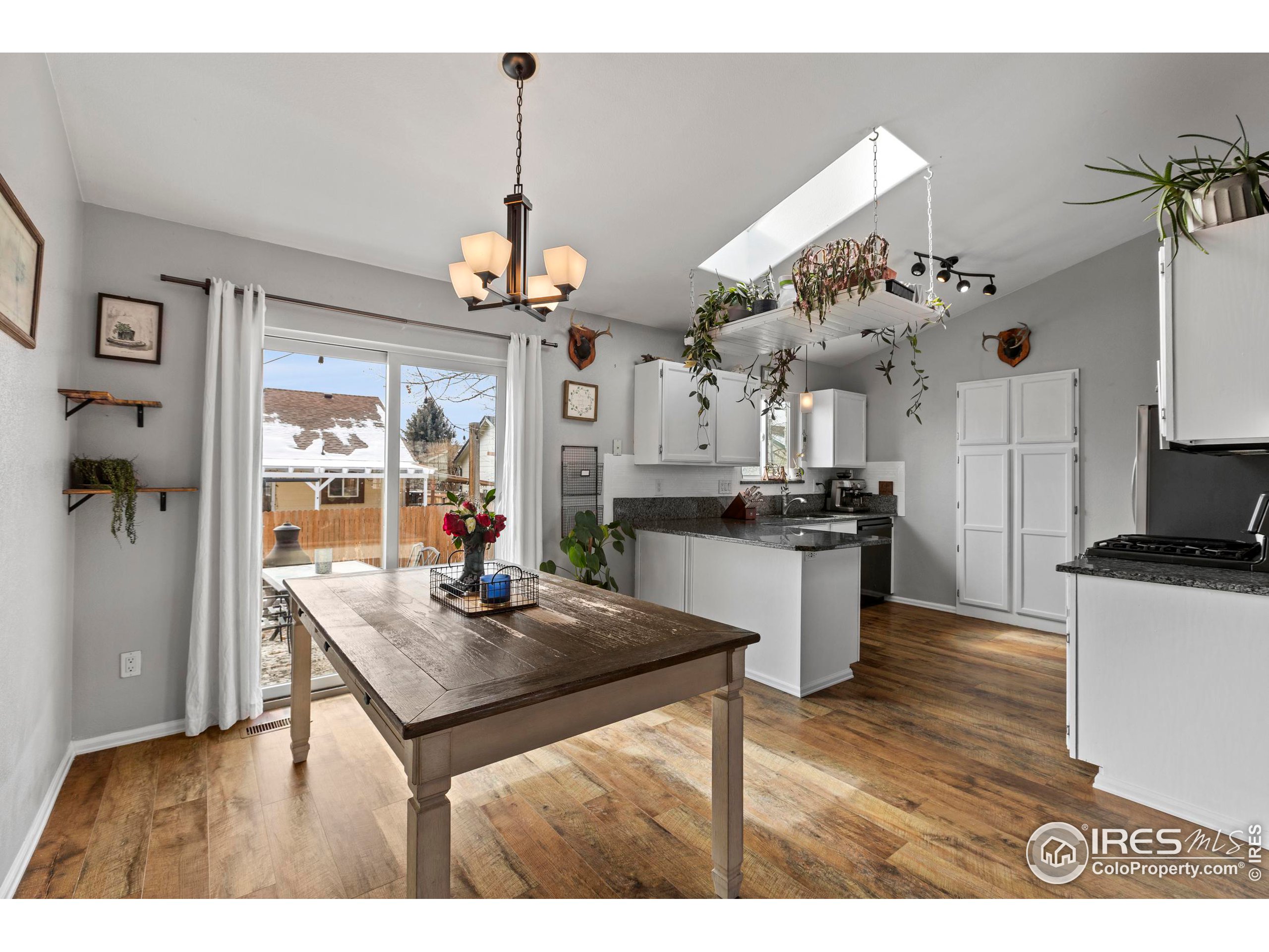 326 Riviera Ln