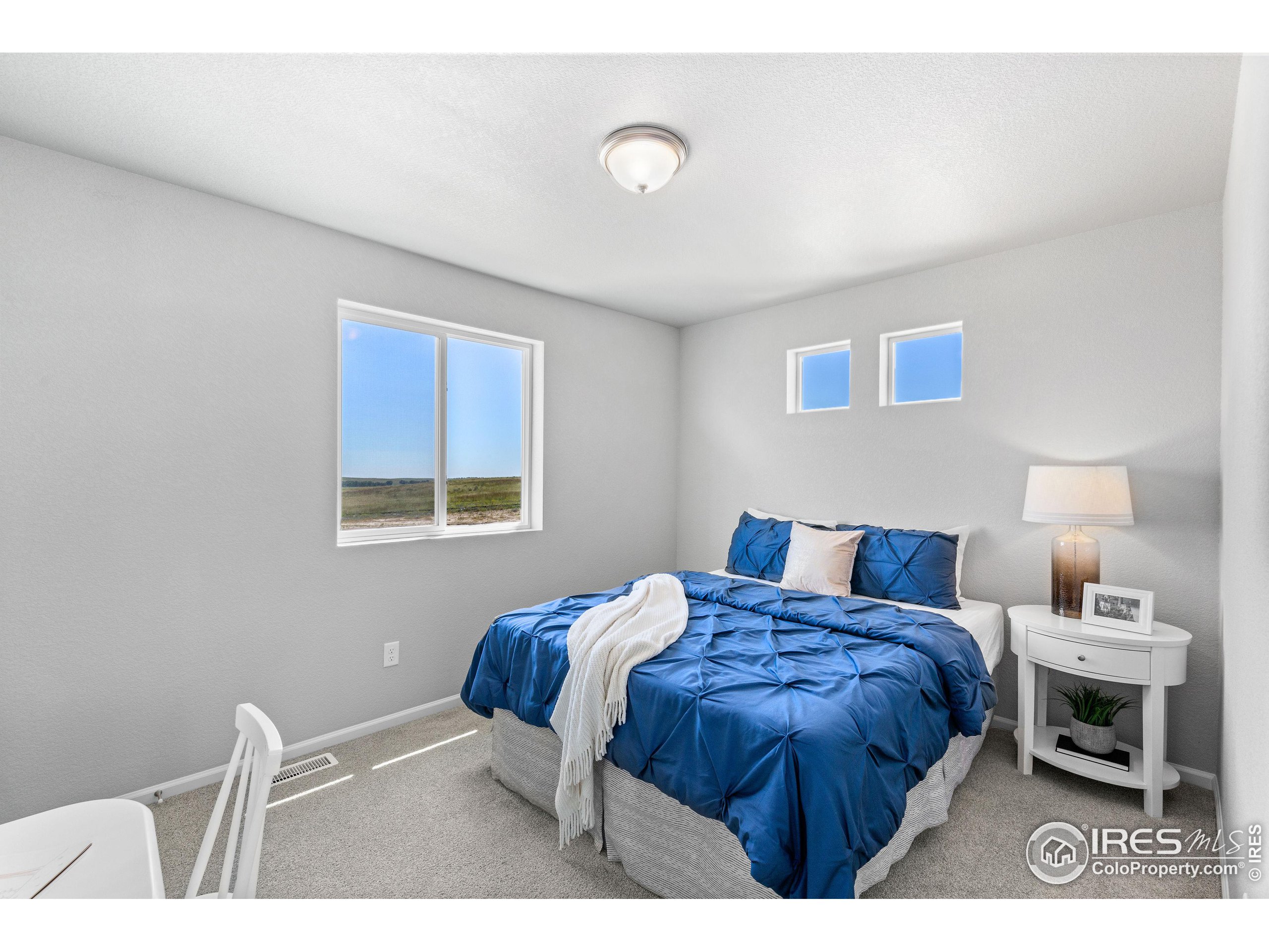 3381 Barkwood Dr