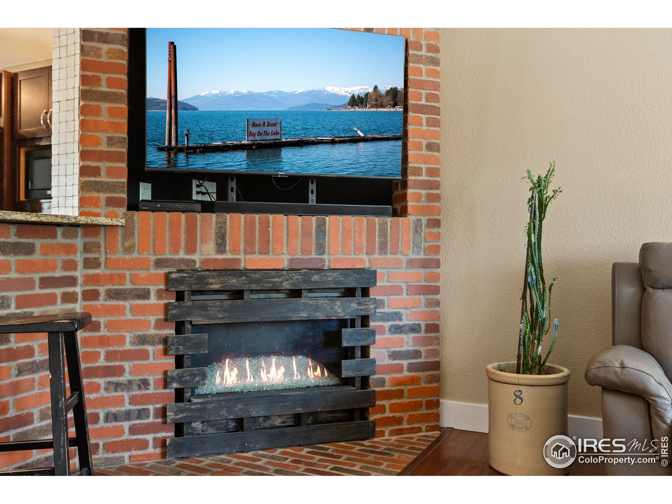 381 Bobcat Dr