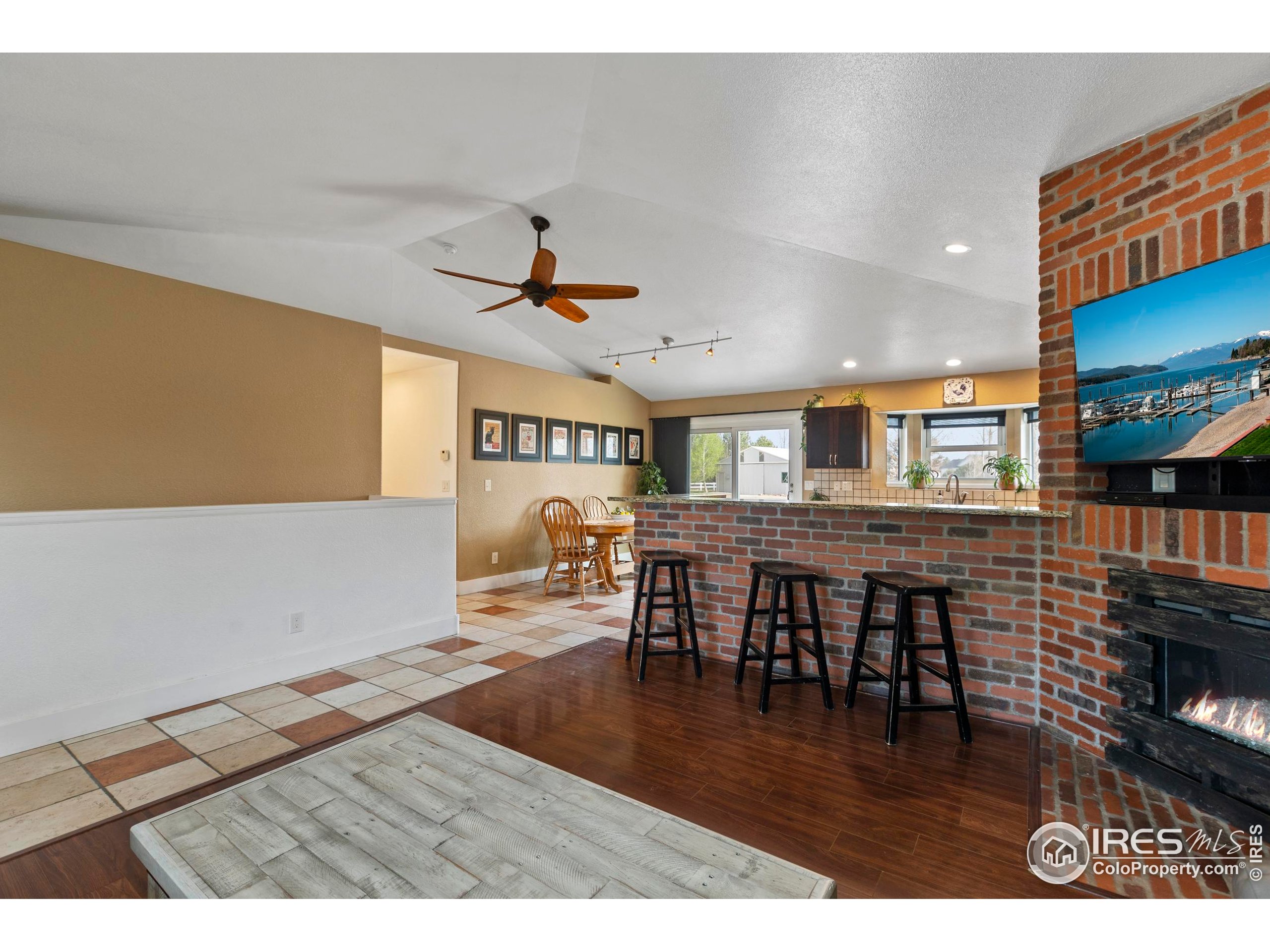 381 Bobcat Dr
