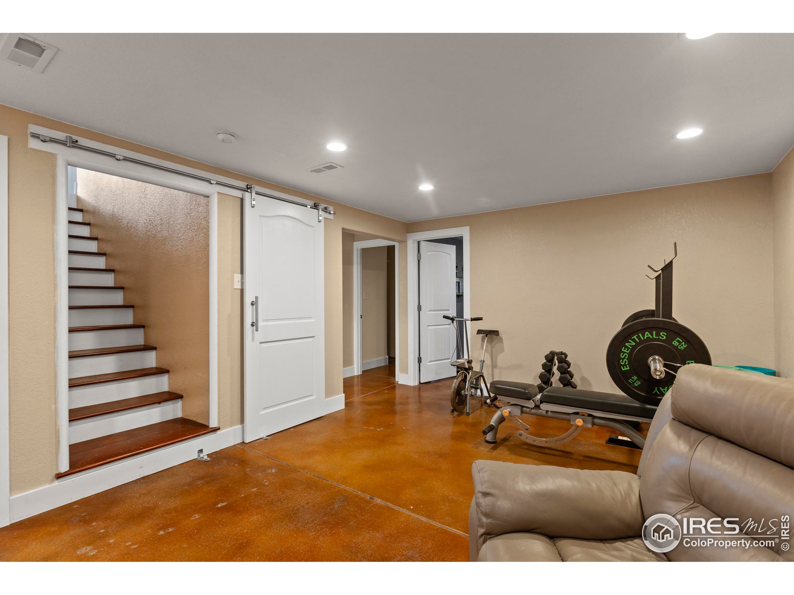 381 Bobcat Dr