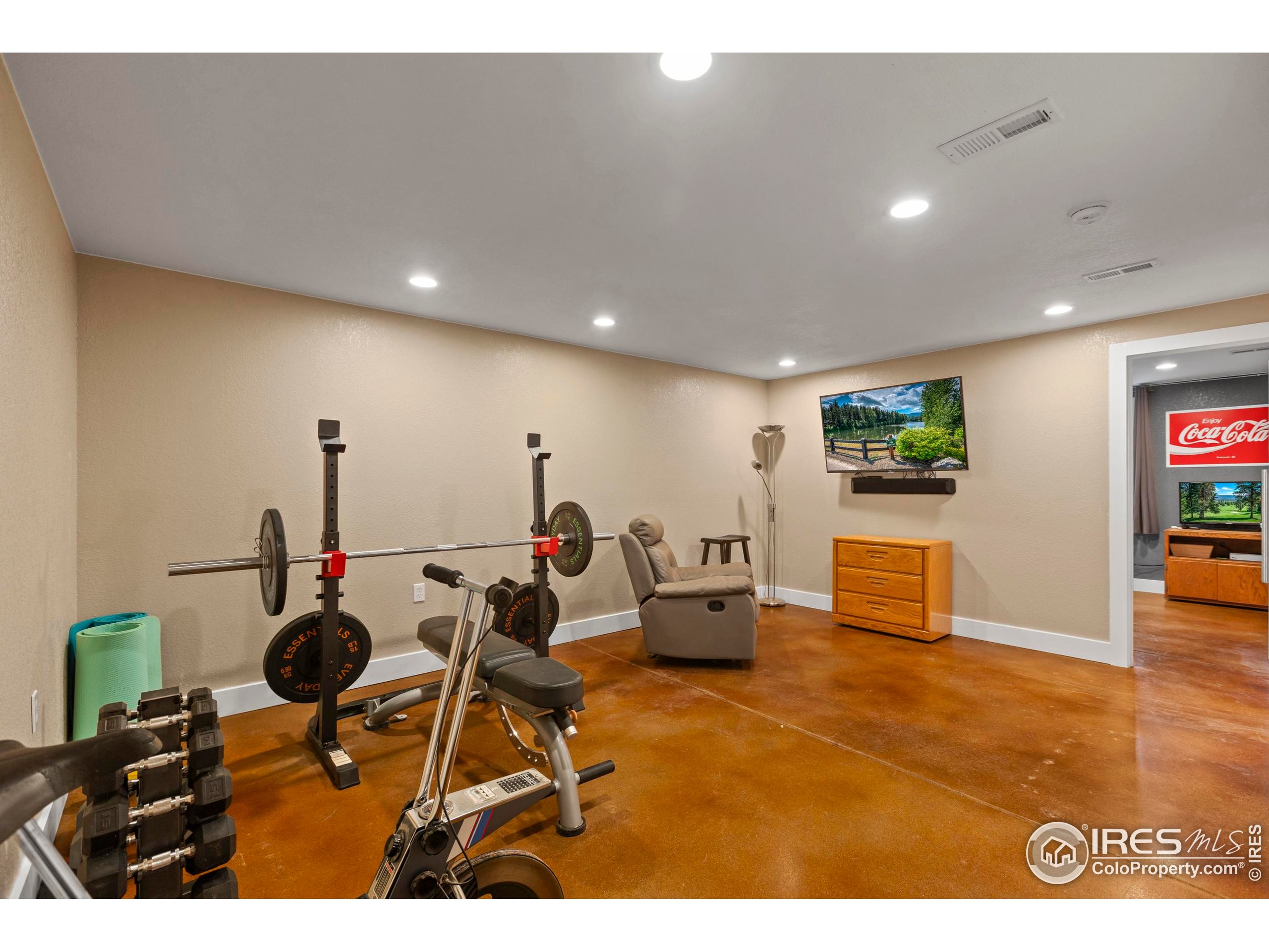 381 Bobcat Dr
