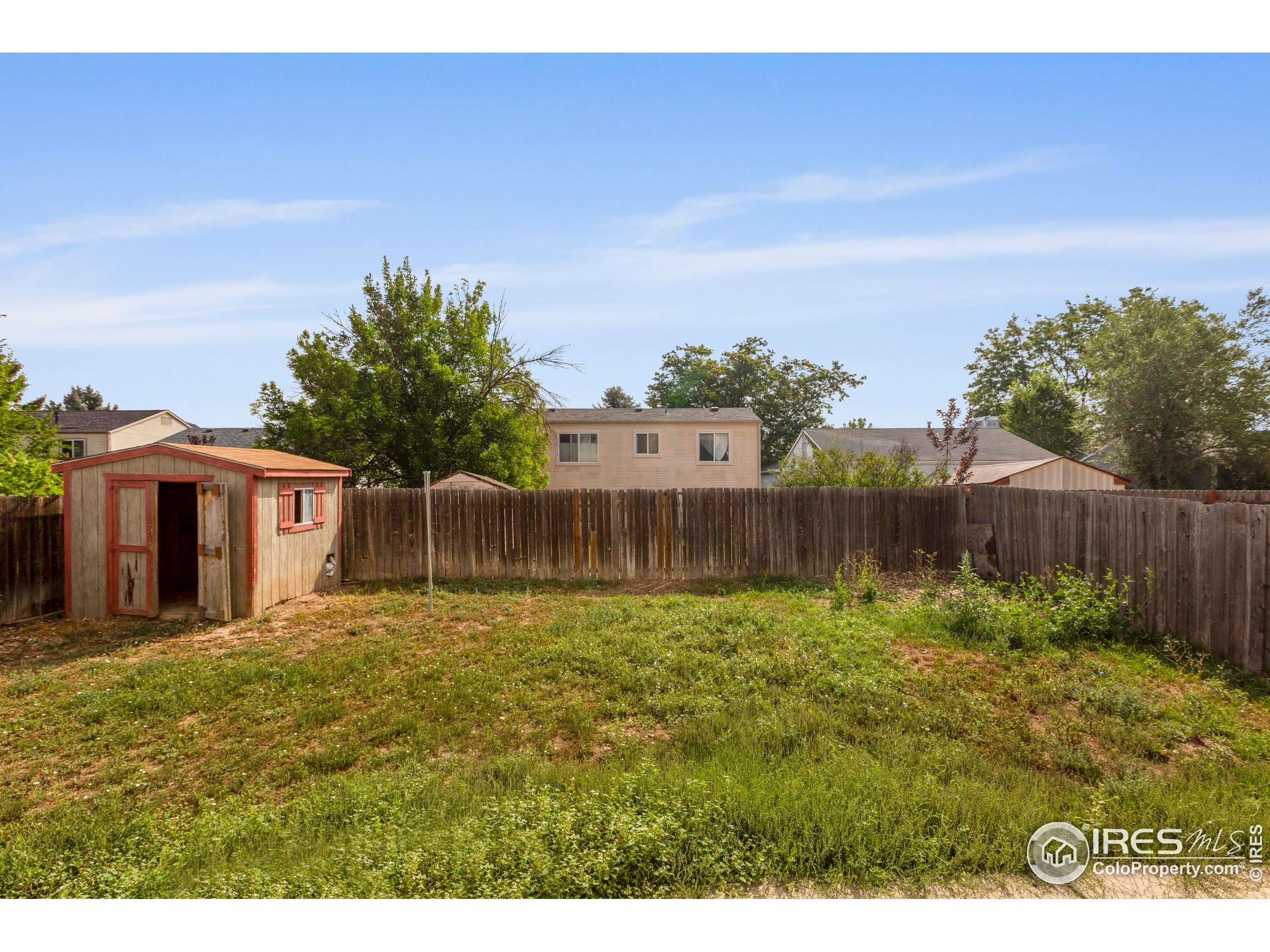 2172 Hackberry Cir