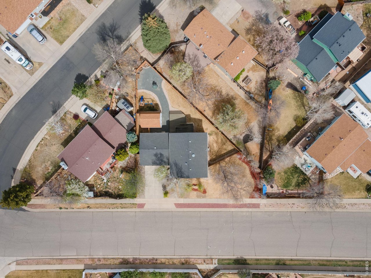 3954 Caddoa Dr