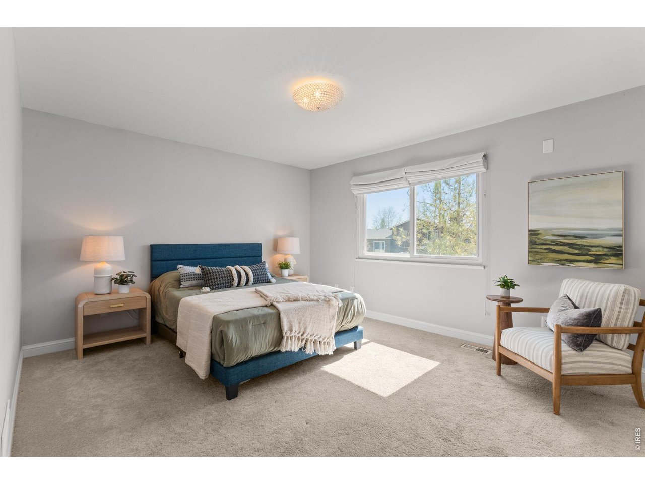 3954 Caddoa Dr