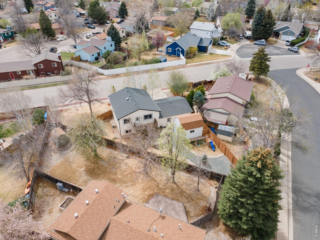 3954 Caddoa Dr