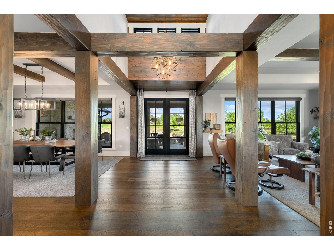 4252 Mountain Shadow Way