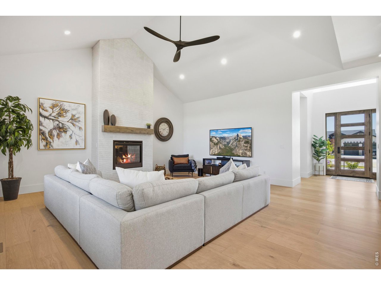 6358 Foundry Ct