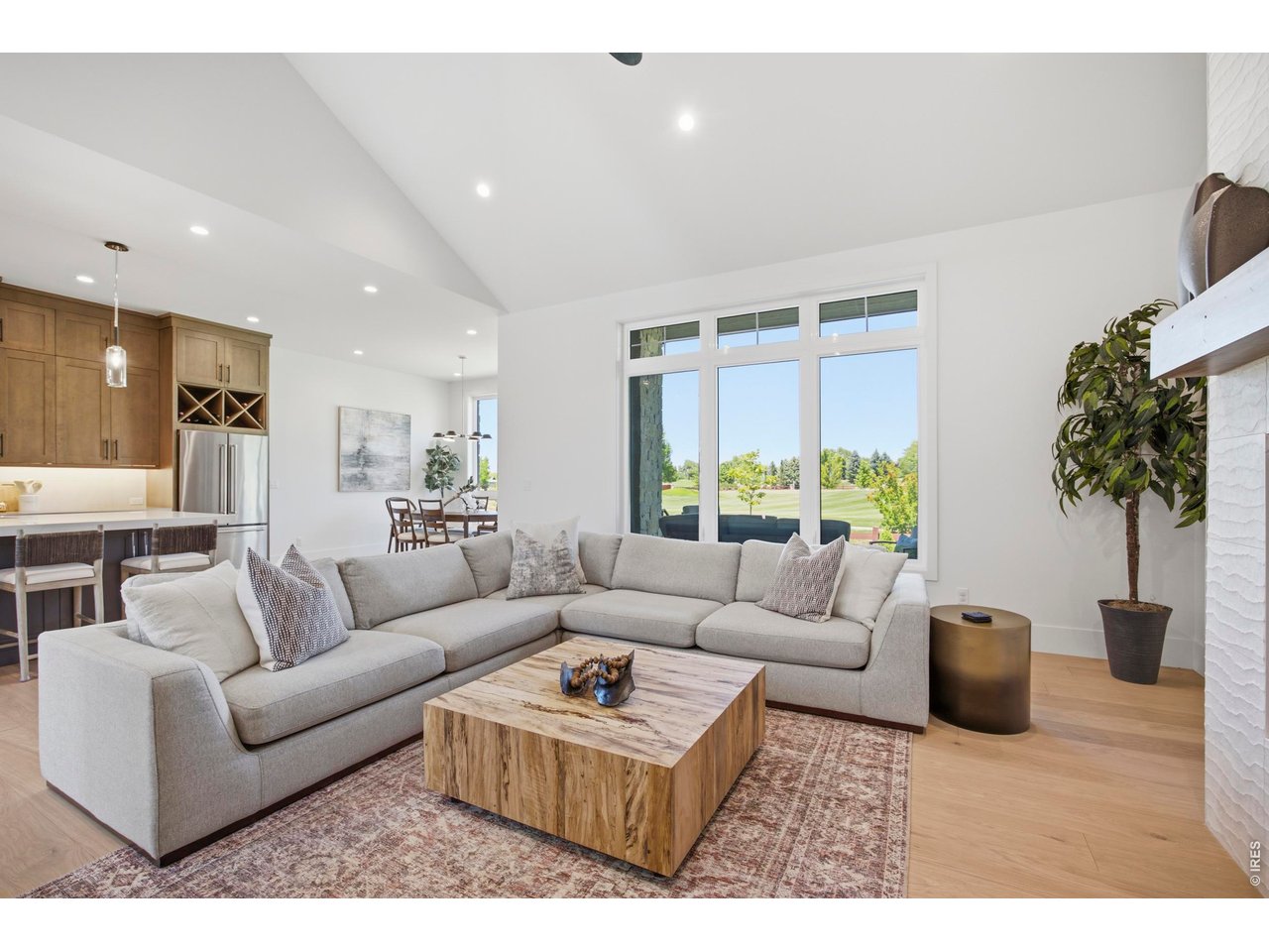 6358 Foundry Ct