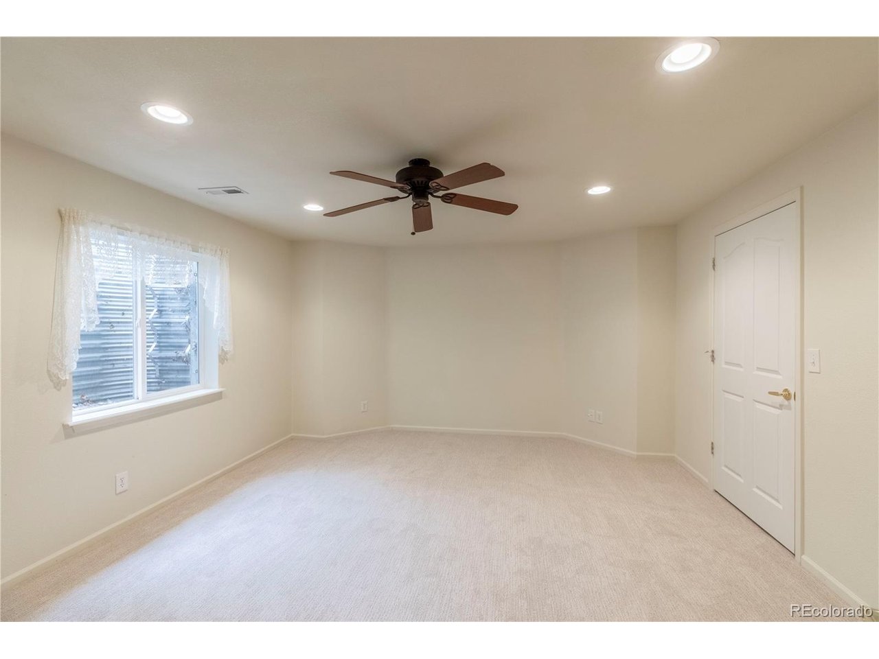 3498 Cheetah Dr