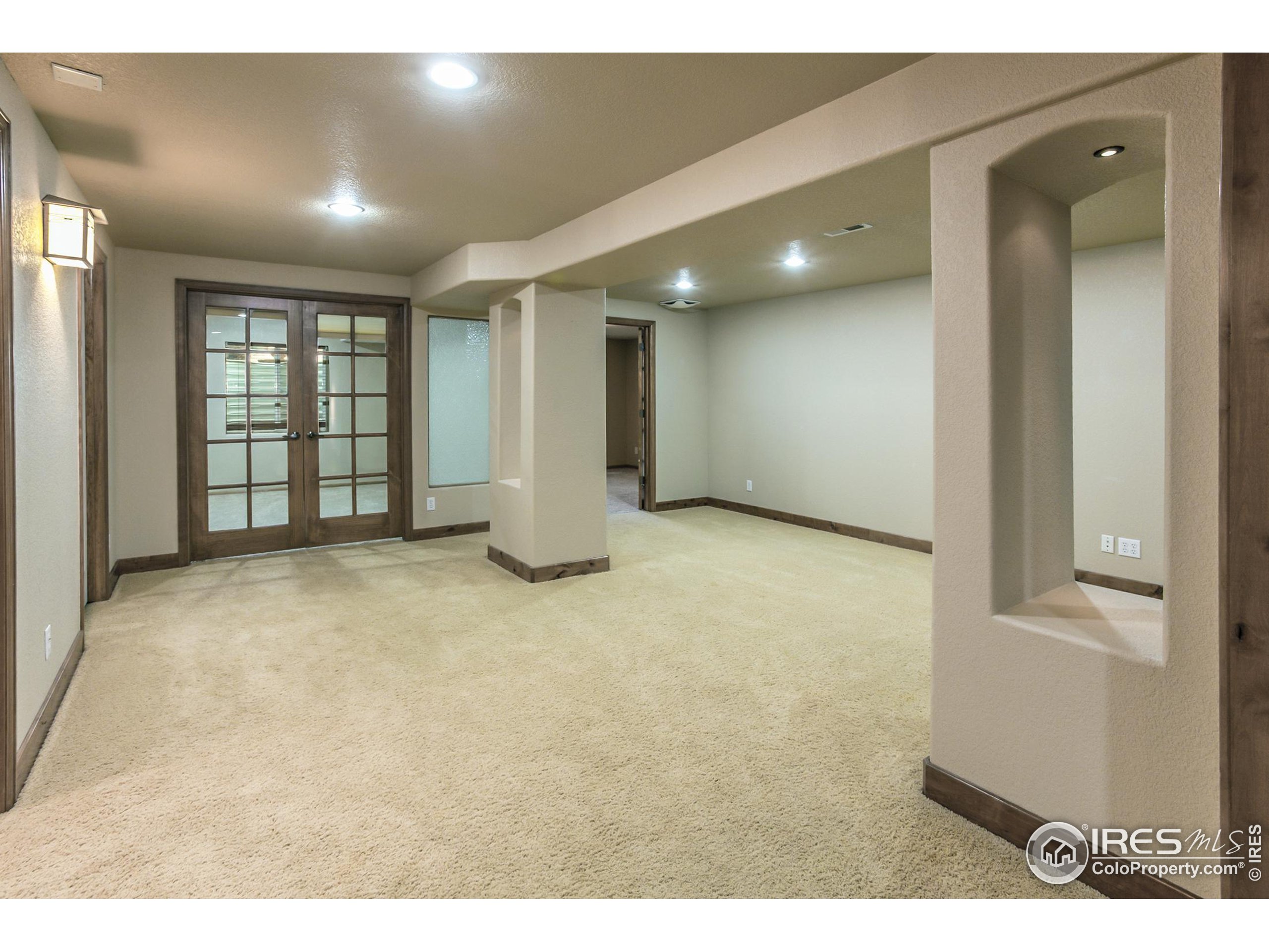 4031 Avenida del Sol Dr