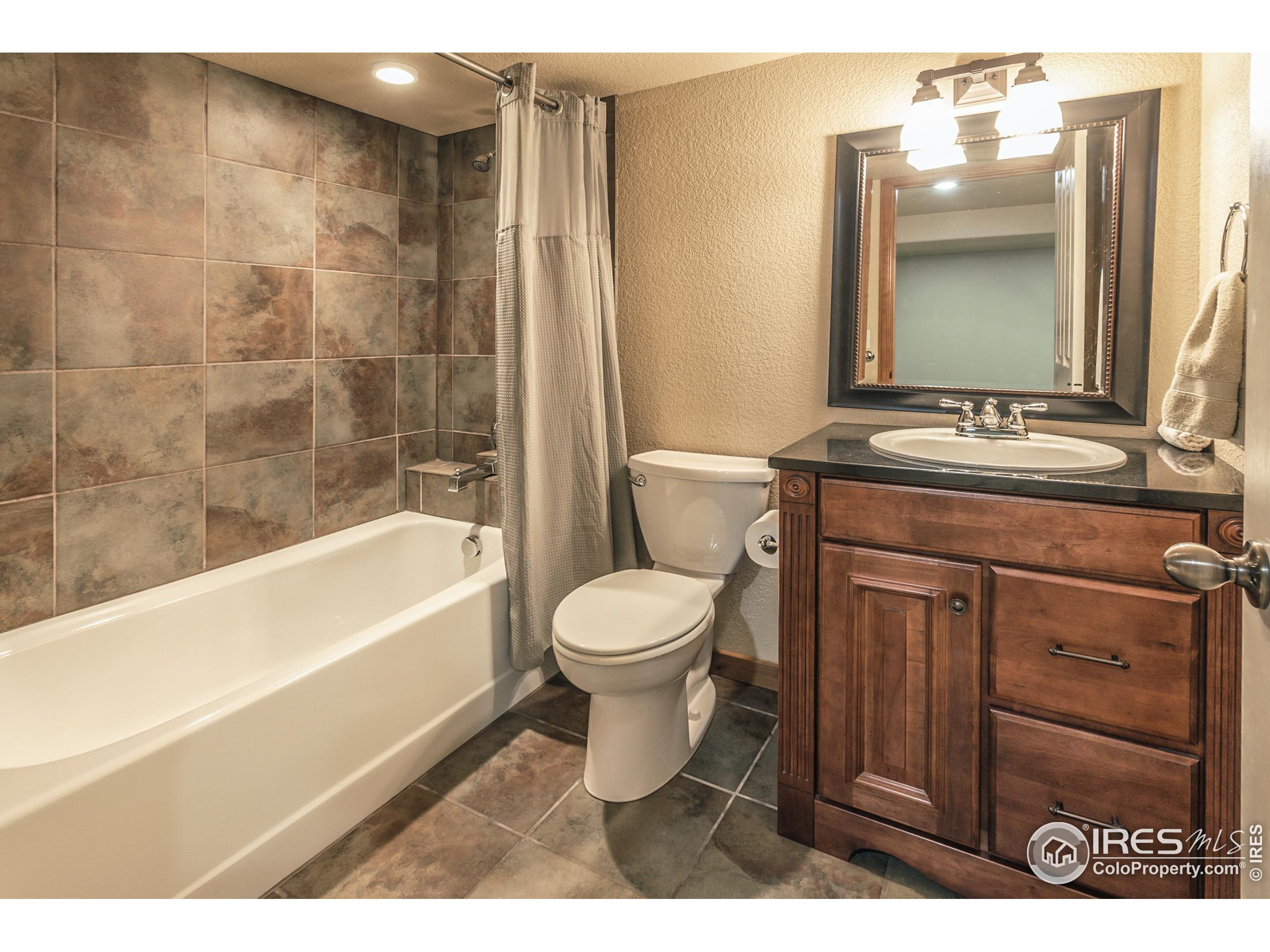 4031 Avenida del Sol Dr