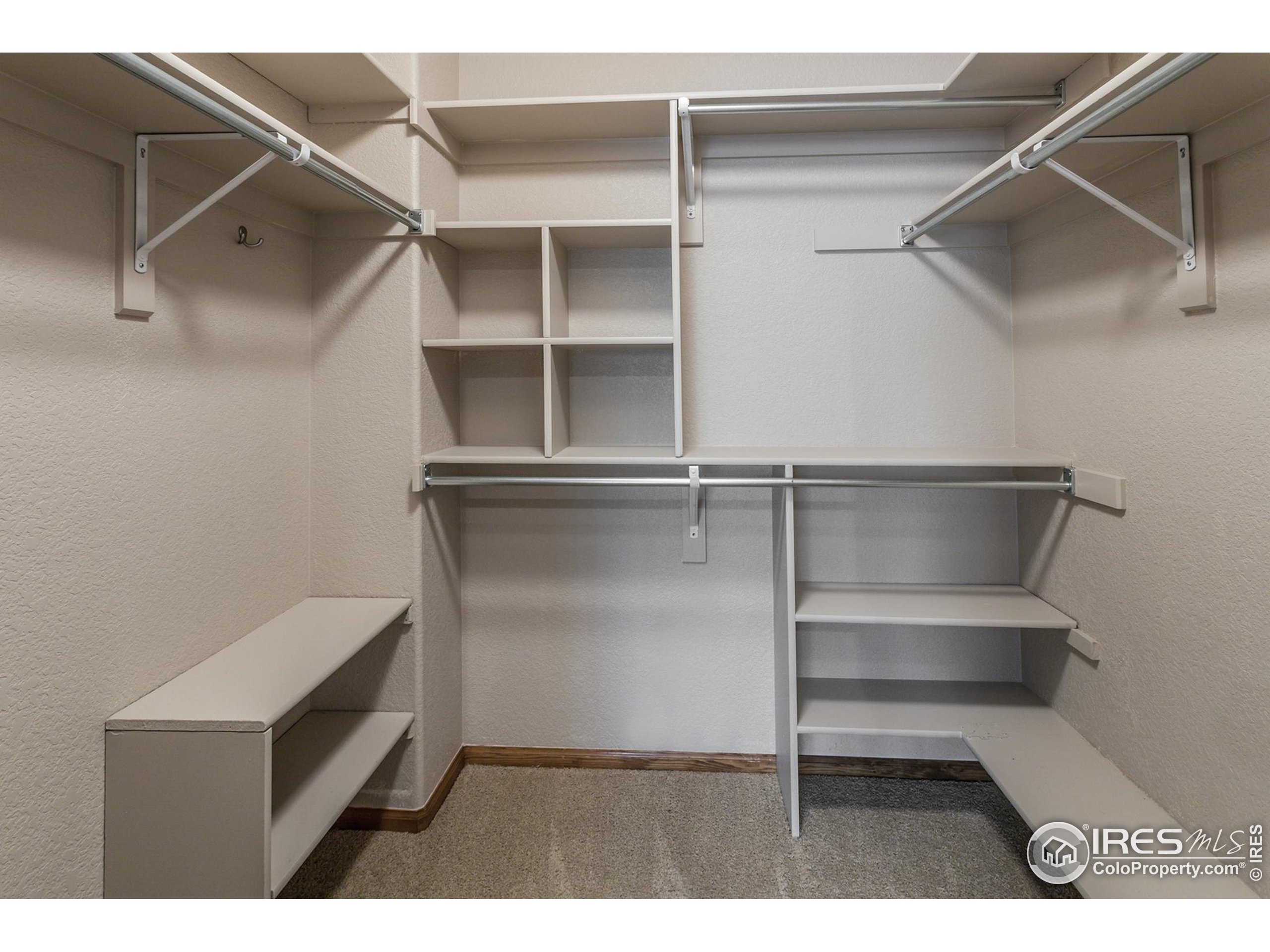 4031 Avenida del Sol Dr