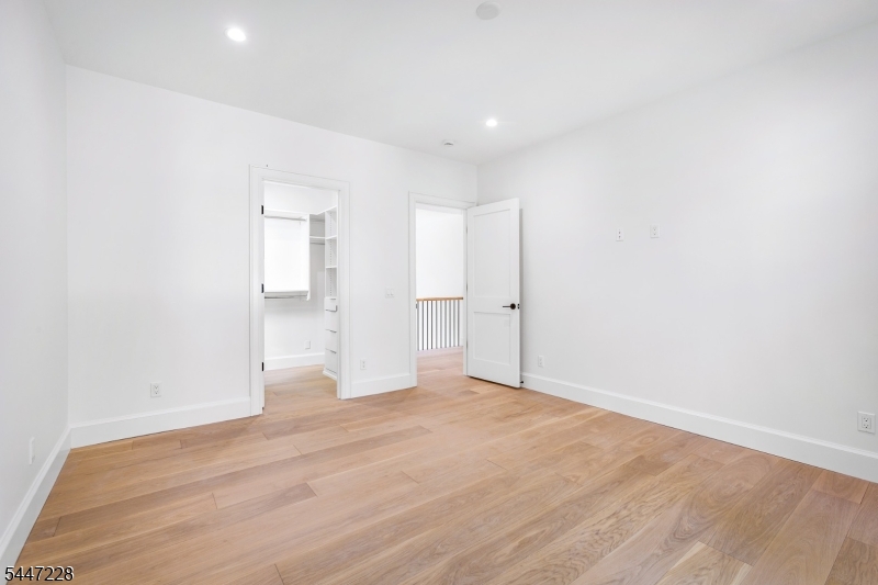 11 Florham Ave