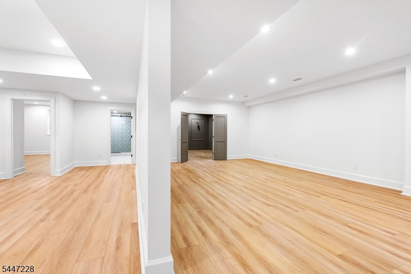 11 Florham Ave