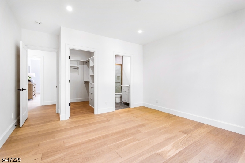 11 Florham Ave
